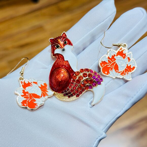 Made to Order 3PCS Set Fox Rhinestone Brooch with Pairs of Nine Tailed Earrings - Picture 3 of 5